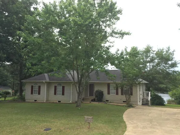 132 Longwood Dr, Thomasville, GA 31757