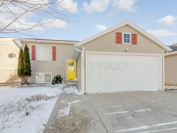 1820 56th Ave S, Fargo, ND 58104