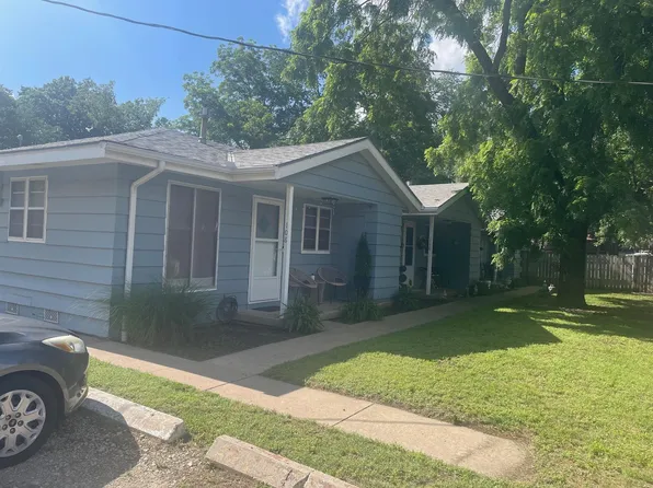 108 W Cedar St, Mulvane, KS 67110