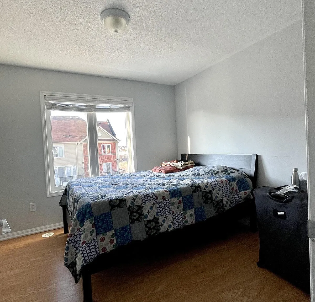 3 bed, $3,000 — Photo 2