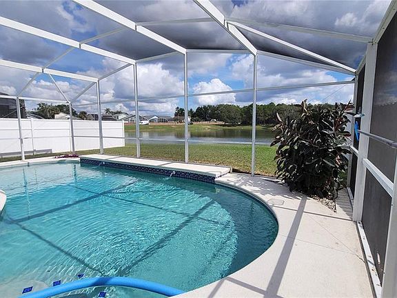 3rd image of 3011 Bransbury Ct