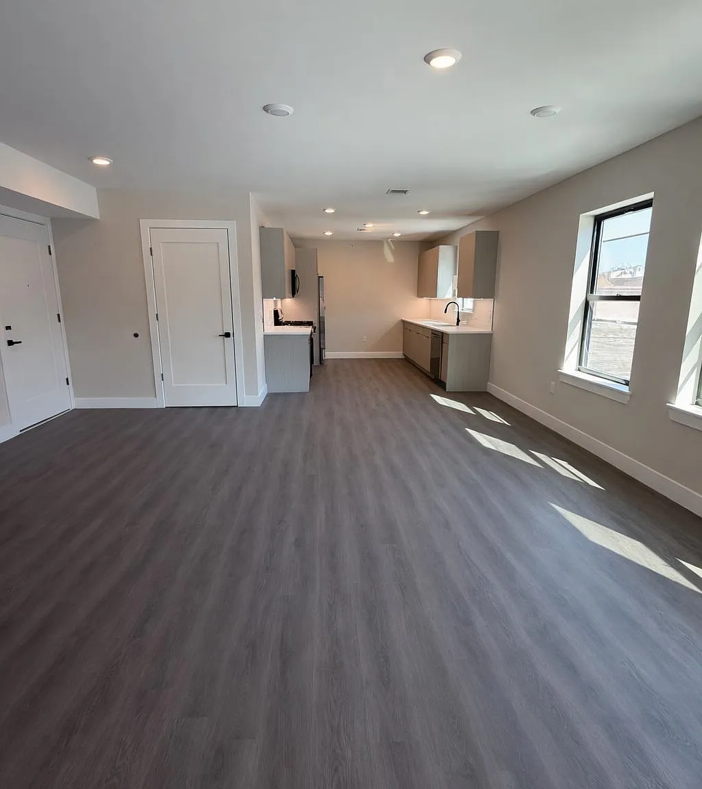 2 bed, 2.0 bath, $3,300 — Photo 2