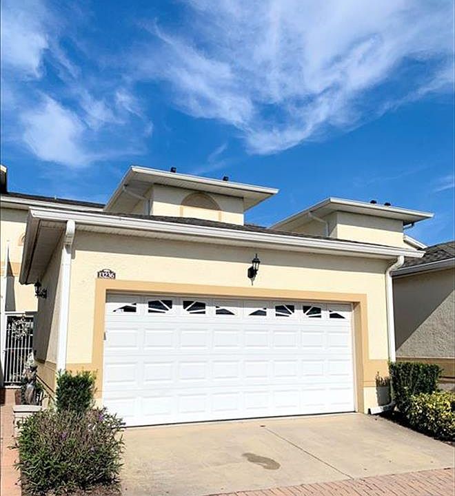 1st image of 13236 Fountainbleau Dr