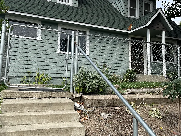 408 N 5th St — Photo 1