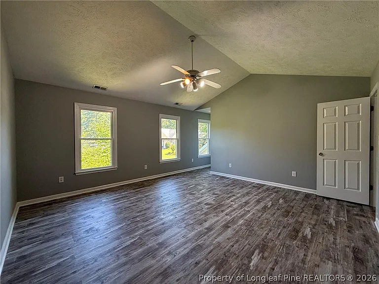 637 Spy Glass Dr — Photo 12