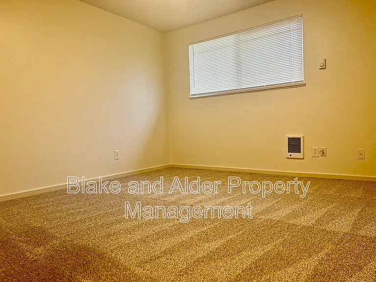 4103 NE Killingsworth St — Photo 7