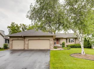 2501 Windsor Ln, Woodbury, MN 55125