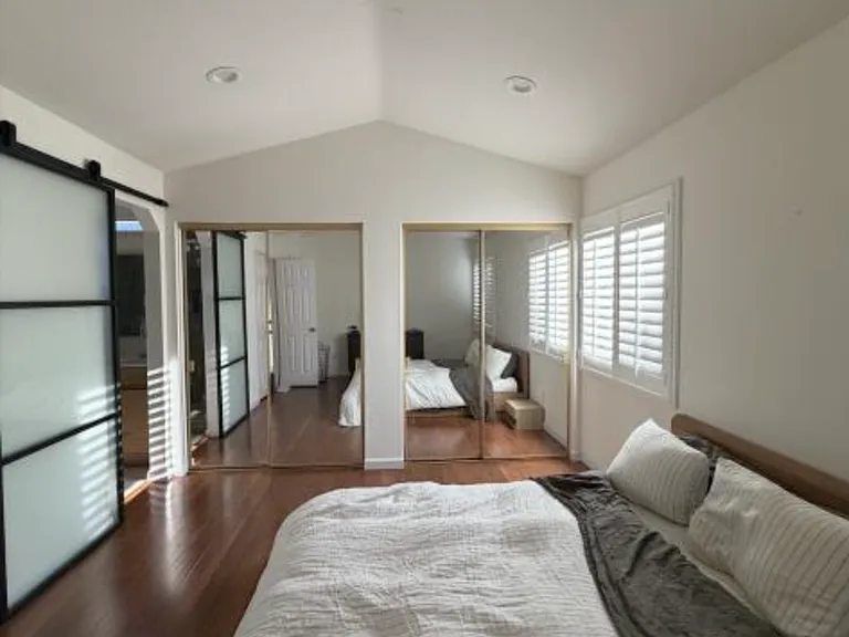 5025 Woodland Ave — Photo 1