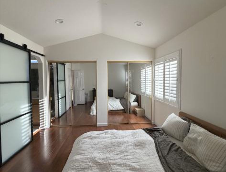 1st image of 5025 Woodland Ave