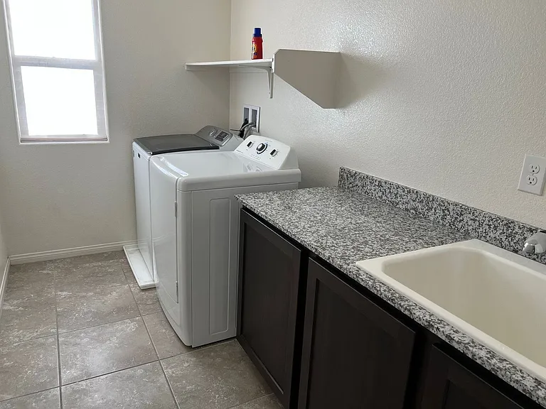 4020 Carol Bailey Ave — Photo 16