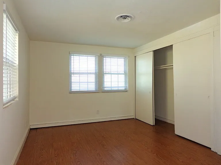 2020 E Ocean View Ave — Photo 17