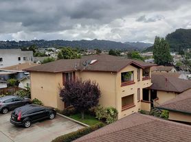 Sunset Vista Apartments