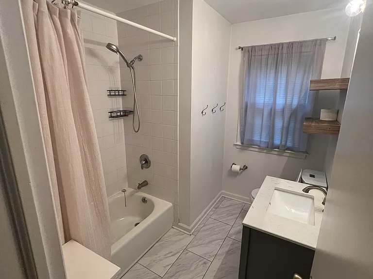 5215 W 76th Ter — Photo 13