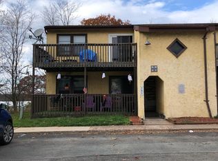 145 Snowshoe Ct APT 137, Mount Pocono, PA 18344