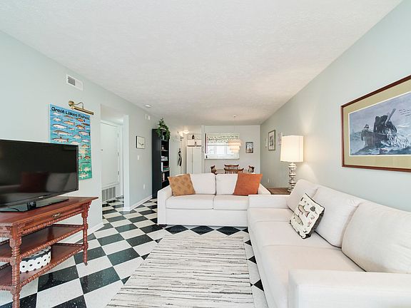 5th image of 315 5th Ave APT 17