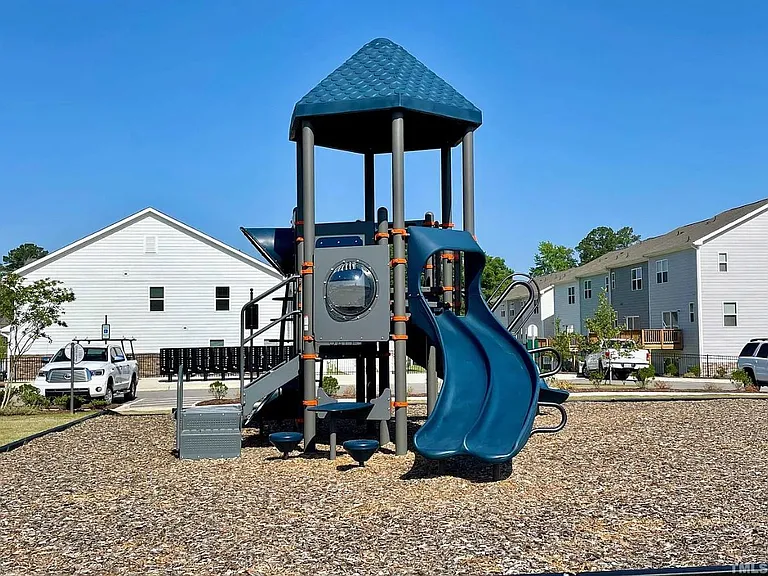 6907 Outfall Point Ln — Photo 8