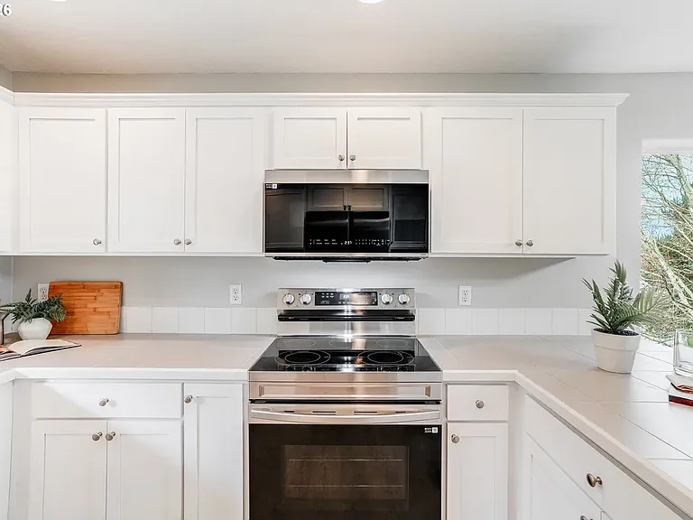 22436 SW Meissinger Pl — Photo 11
