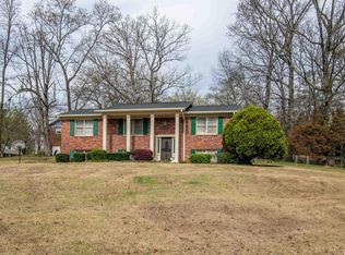 1202 Old Oak Rd, Birmingham, AL 35235