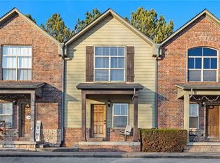 2212 Ellington Dr, Springdale, AR 72762