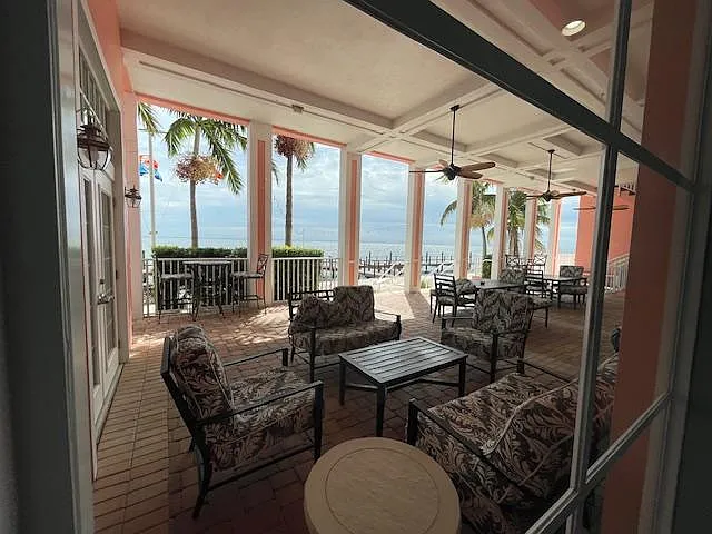 5092 Beach Dr SE #C — Photo 30