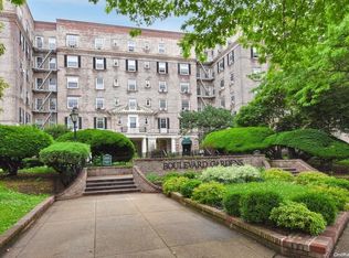 3015 Hobart St APT 2D, Queens, NY 11377