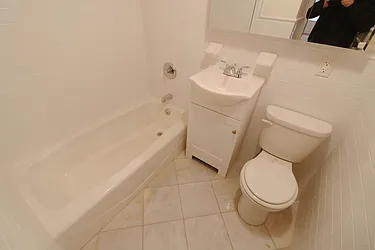 Rented by Street Realty Brokerage LLC