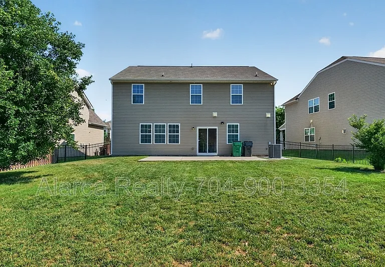 10431 Paisley Abbey Ln — Photo 33