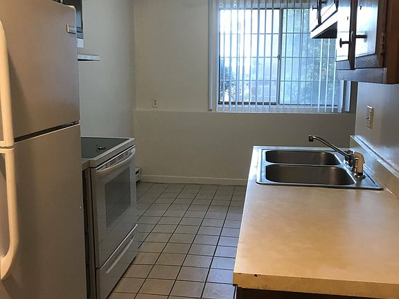 4th image of 35 Bissell St APT 1A