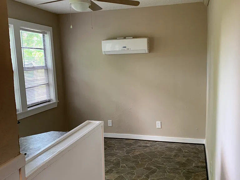 Living/Dining Area