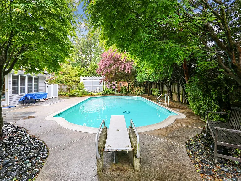 1755 Glastonberry Rd — Photo 94
