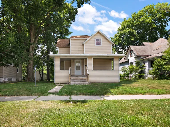 263 N Wildwood Ave, Kankakee, IL 60901