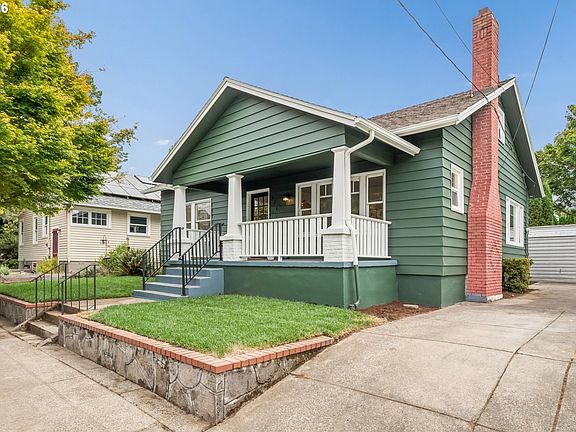 2nd image of 326 NE 26th Ave