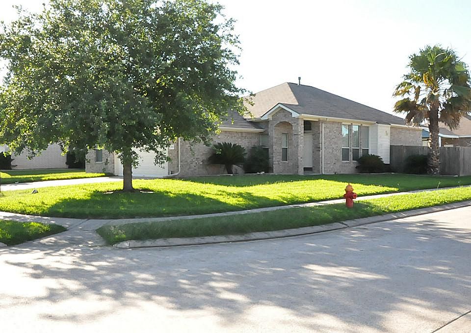 1st image of 7802 Leaning Oak Dr