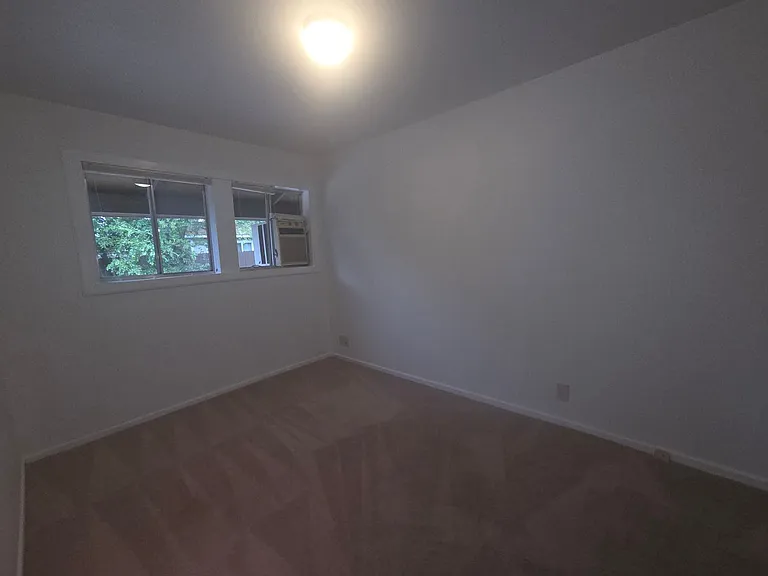 240-246 Cruzero St #244 — Photo 37