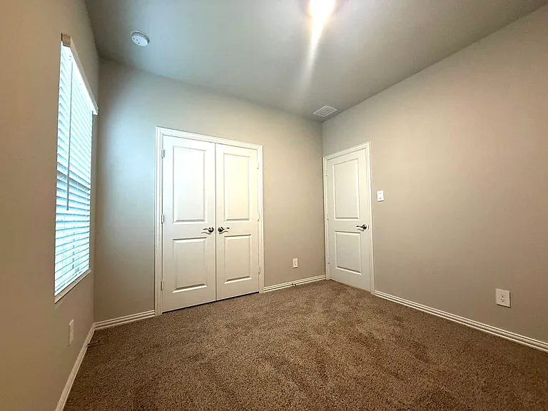 3915 Marble Falls Dr — Photo 18