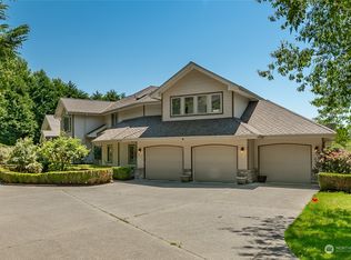 9616 Harvey Rd, Blaine, WA 98230