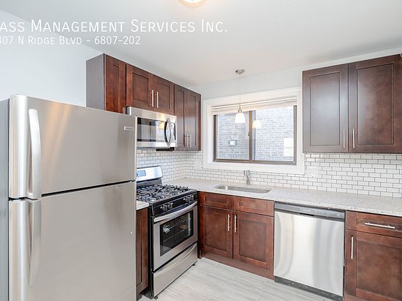 5th image of 6801 N Ridge Blvd #6807-202
