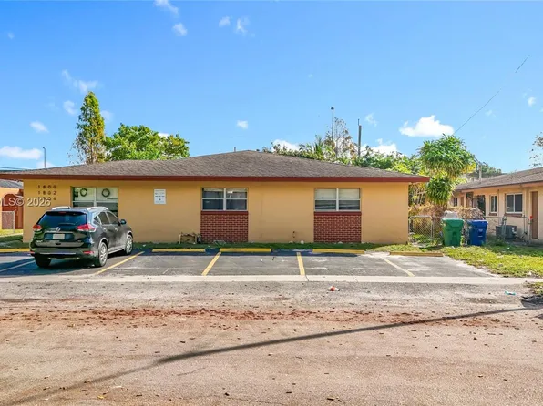 1800 NW 52nd Ave #1802, Fort Lauderdale, FL 33313