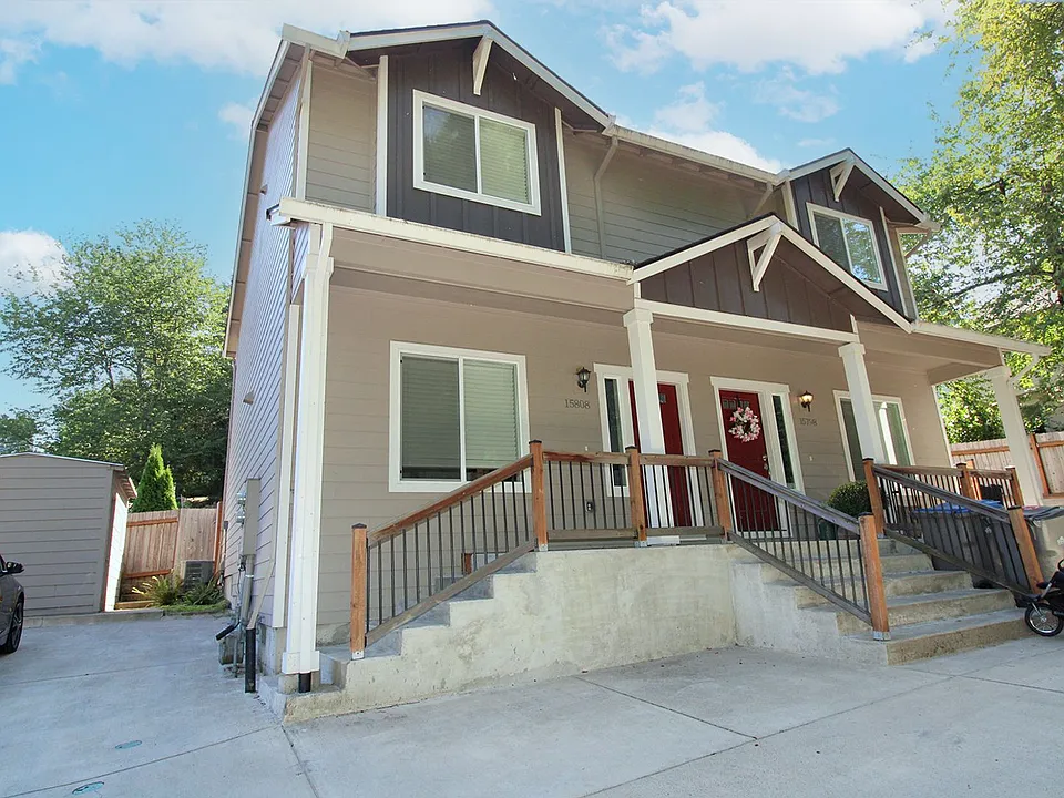 15808 SW Division
