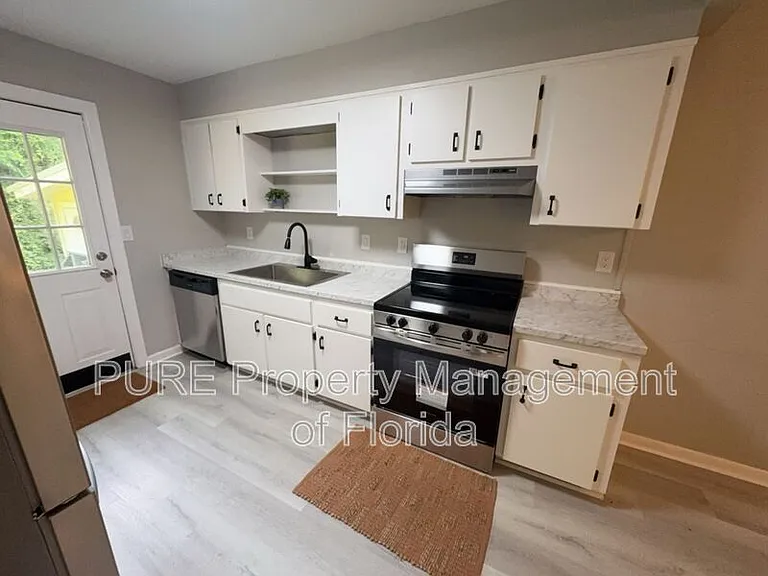 595 NW 100th St #A — Photo 16