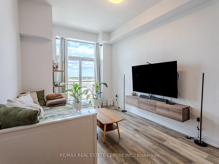 470 Dundas St E #1206 — Photo 10