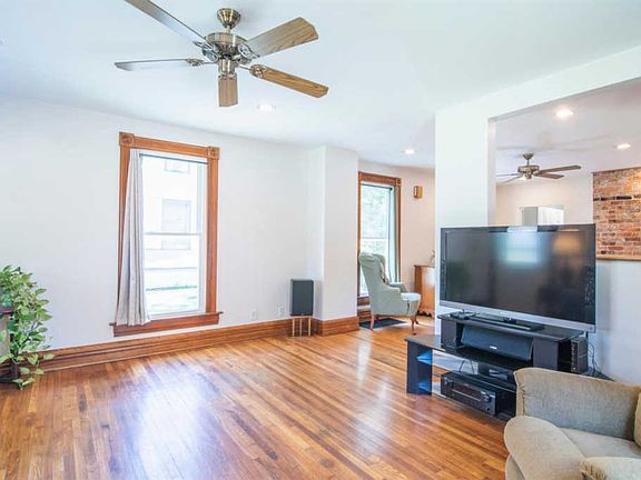 5th image of 6063 Wayside Ave