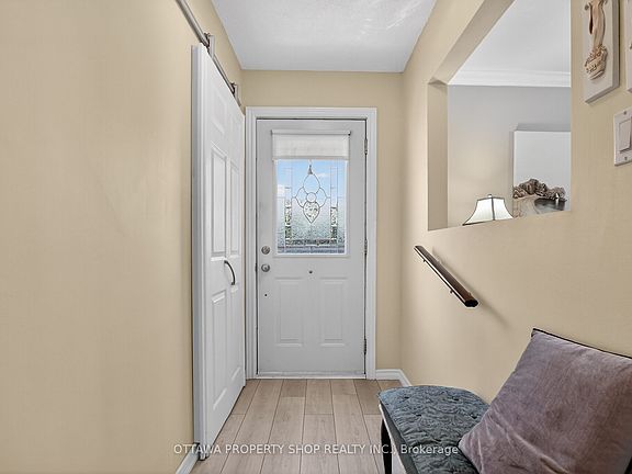 4th image of 49 Country Ln E