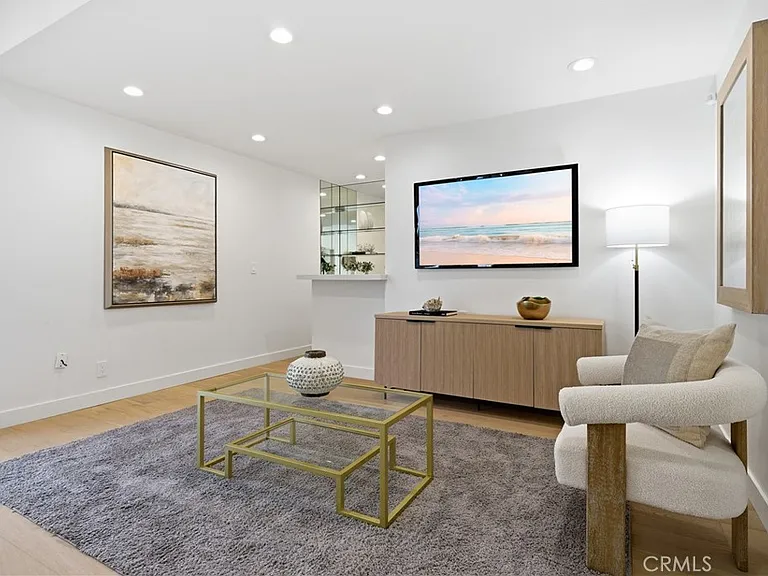 5347 Cangas Dr — Photo 18