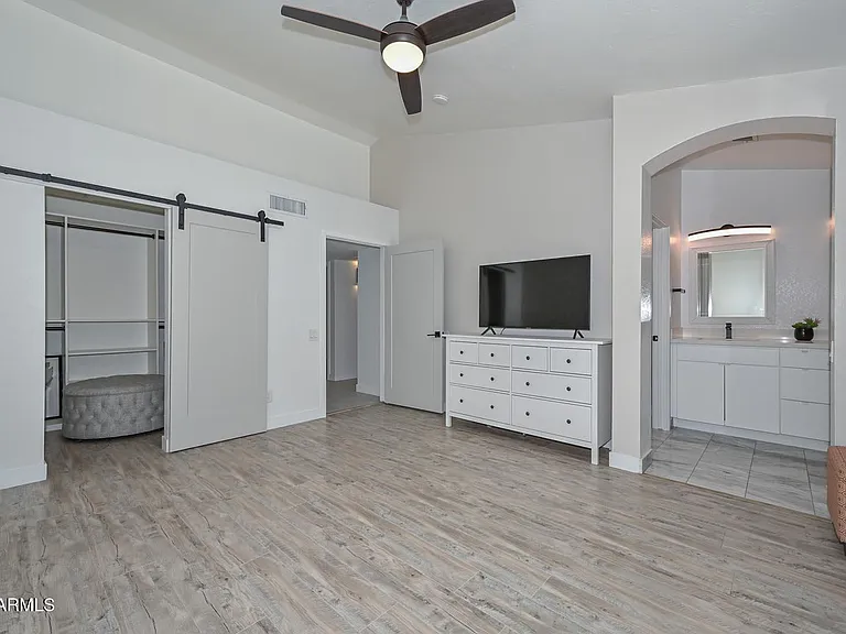 11509 N 109th Way — Photo 31