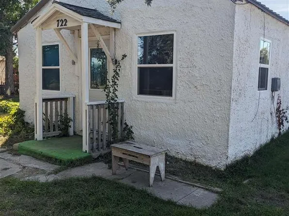 722 Lincoln Ave, Morrill, NE 69358