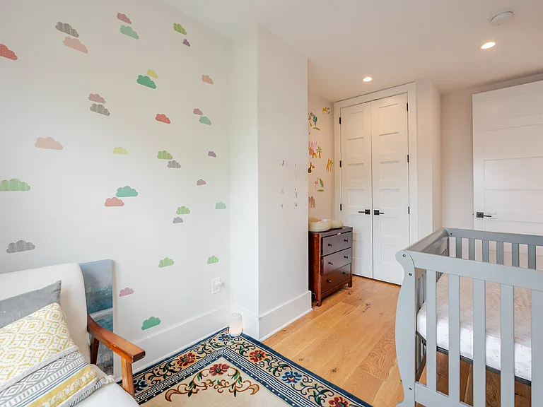 1107 7th St NE — Photo 37