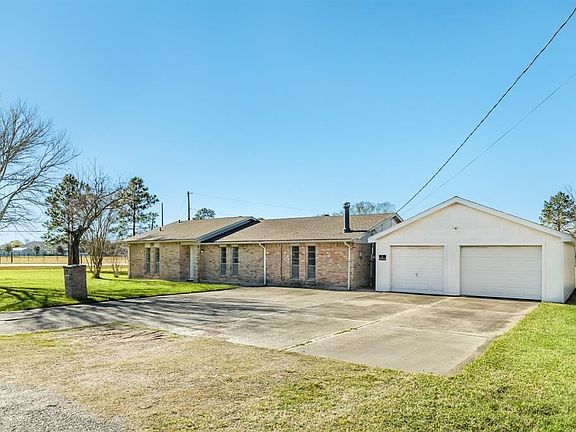 2nd image of 1835 County Road 235