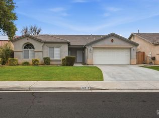 6017 Lakewood Shores Dr, Bakersfield, CA