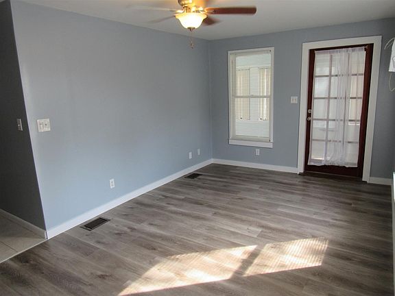2nd image of 140 S Oleander Ave